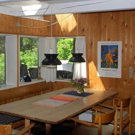 Three-bedroom In 85 Holiday home *